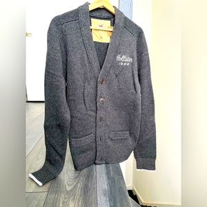 Brand new holister cardigan sweater men XL